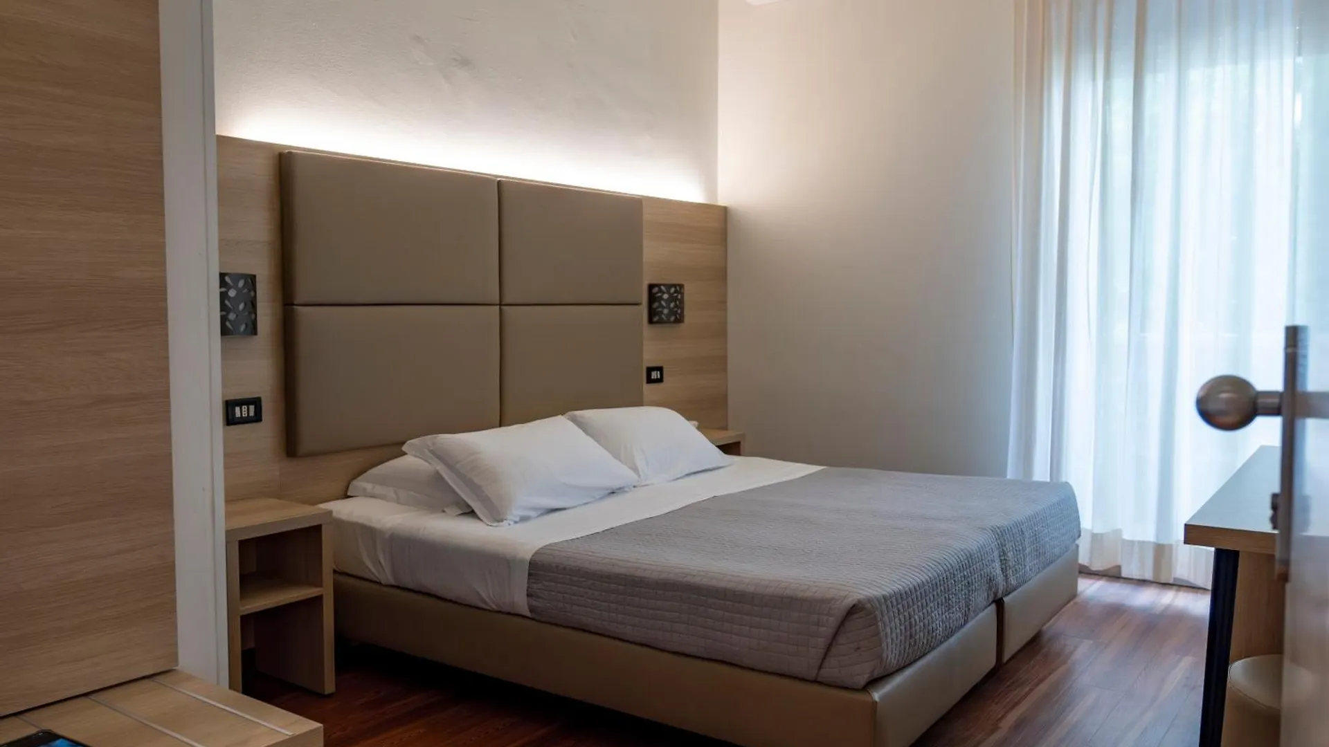 Hotel St Gregory Park Rimini